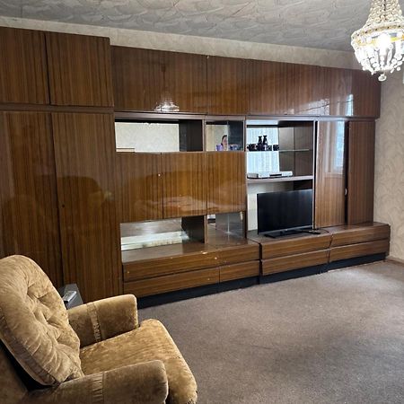 Apartment Near Opera Hause Dnipro Eksteriør billede